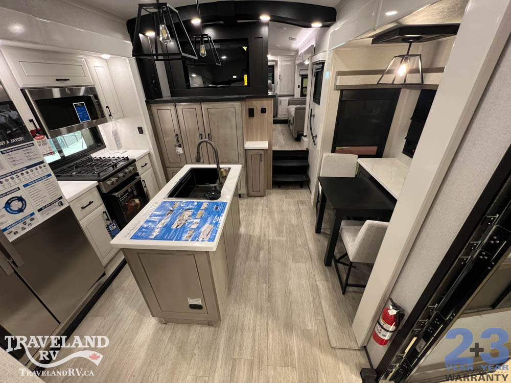 2026 Jayco Pinnacle 39FLOK - Image 3