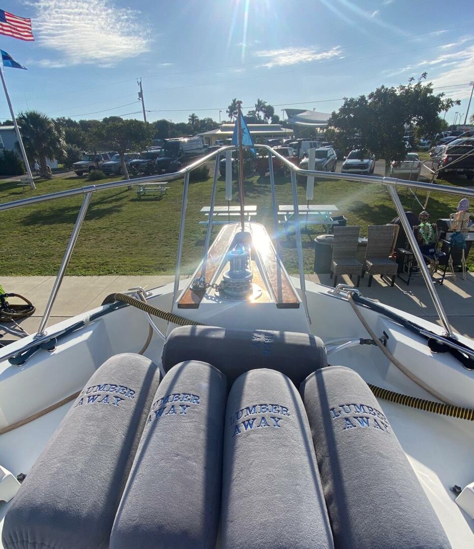 1994 Hatteras 70 Cockpit Motor Yacht - Image 6