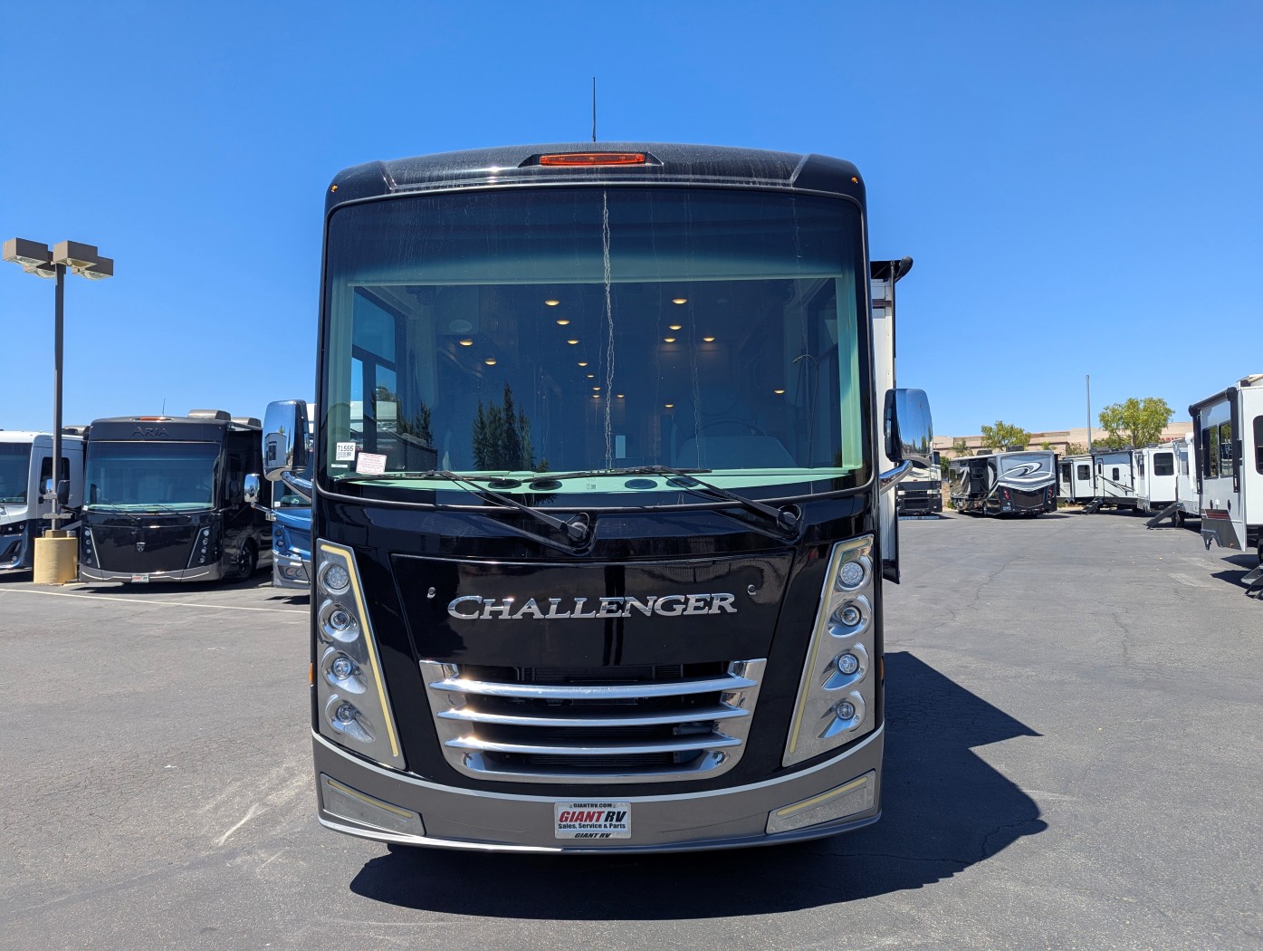 2023 Thor Motor Coach Challenger 37DS - Image 2