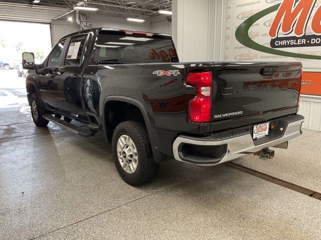 2025 Chevrolet Silverado 2500HD 4WD Crew Cab 159" LT - Image 5