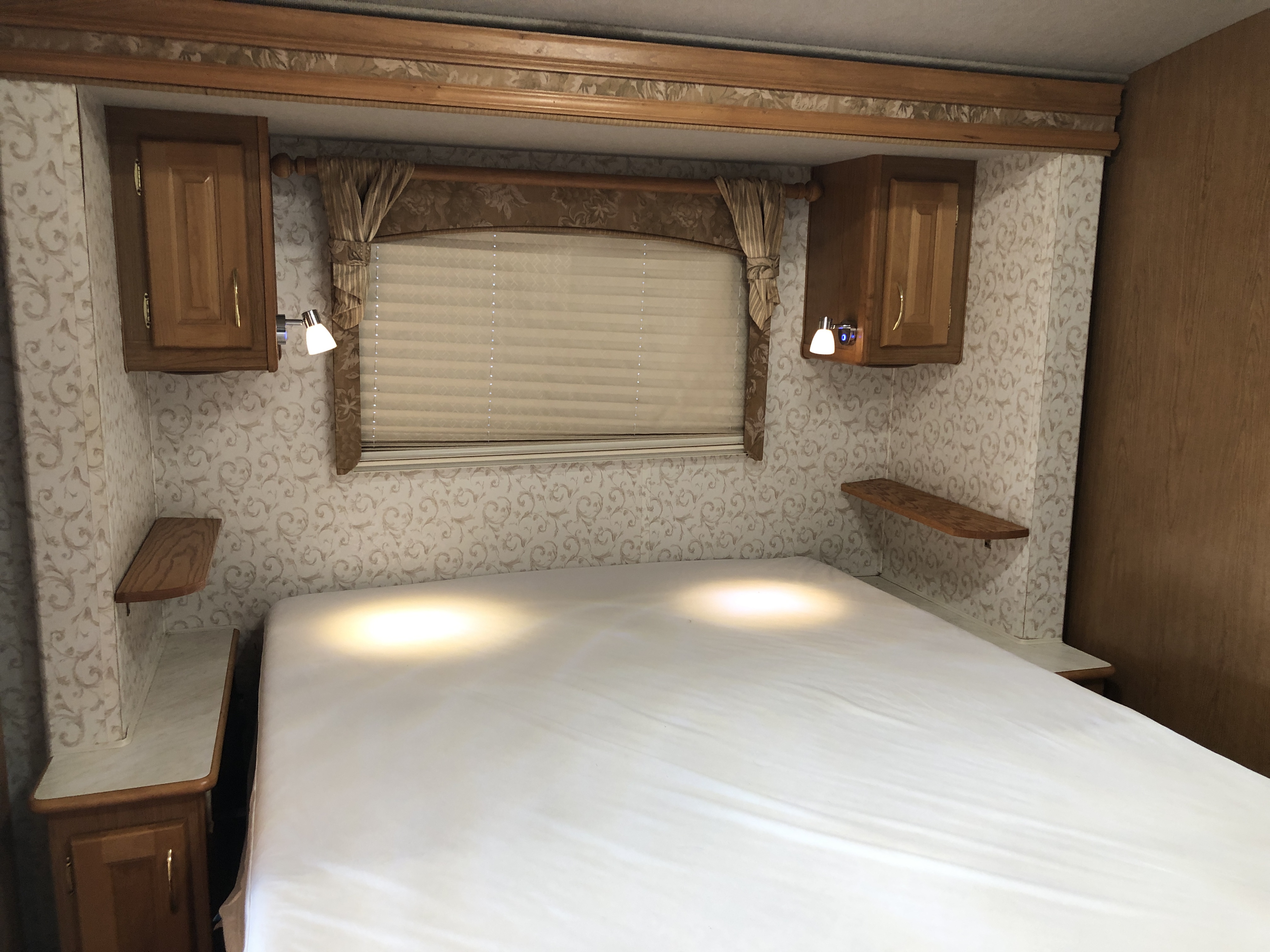 1999 FLEETWOOD SOUTHWIND 34N - Image 22