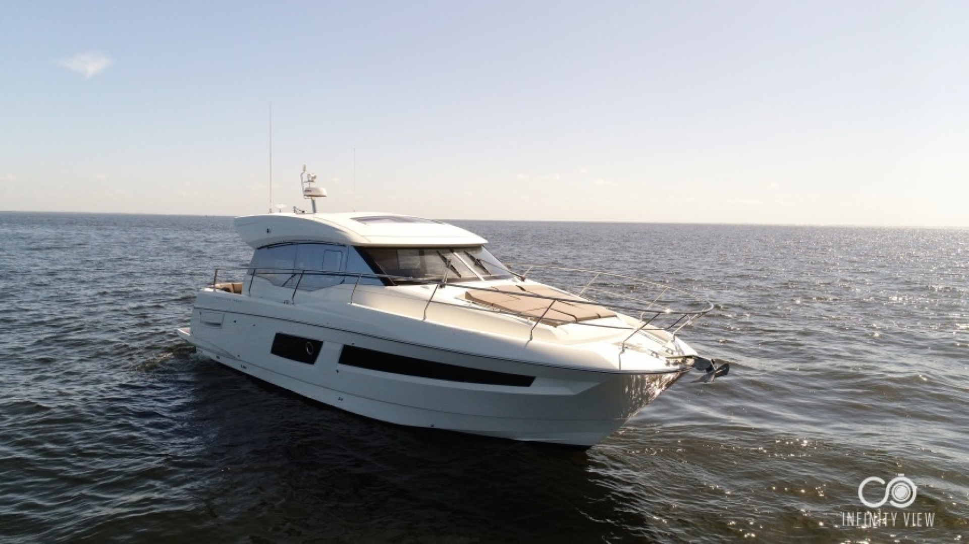 2018 Prestige 460 - Image 42