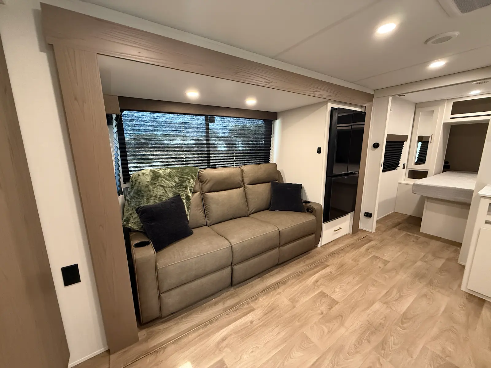 2027 Grand Design Transcend XPLOR 22RBX - Image 11