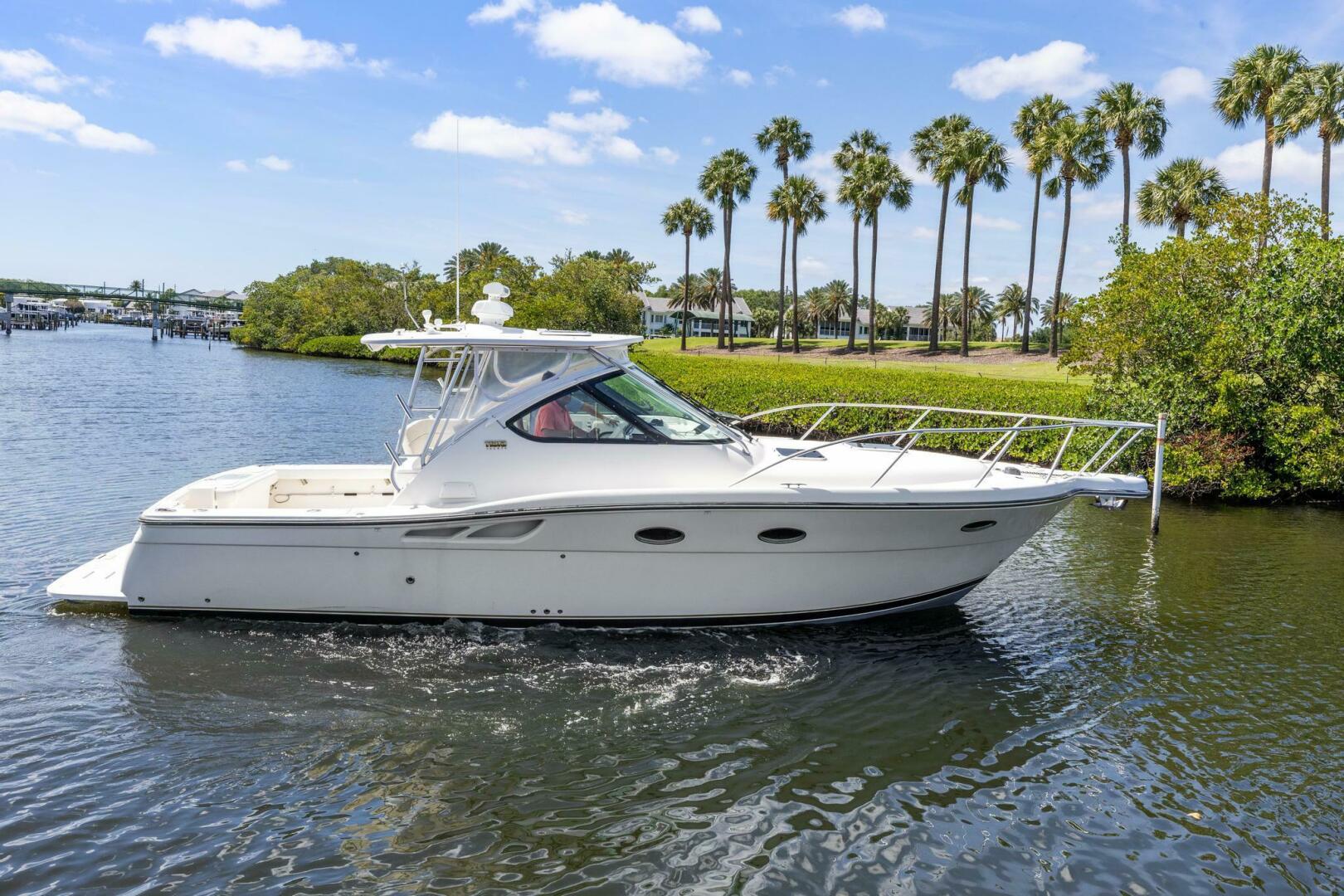 2006 Tiara Yachts 3200 Open - Image 1