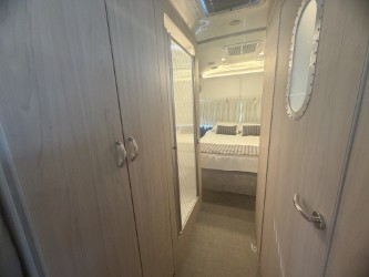 2026 AIRSTREAM GLOBETROTTER 30RBQ - Image 20