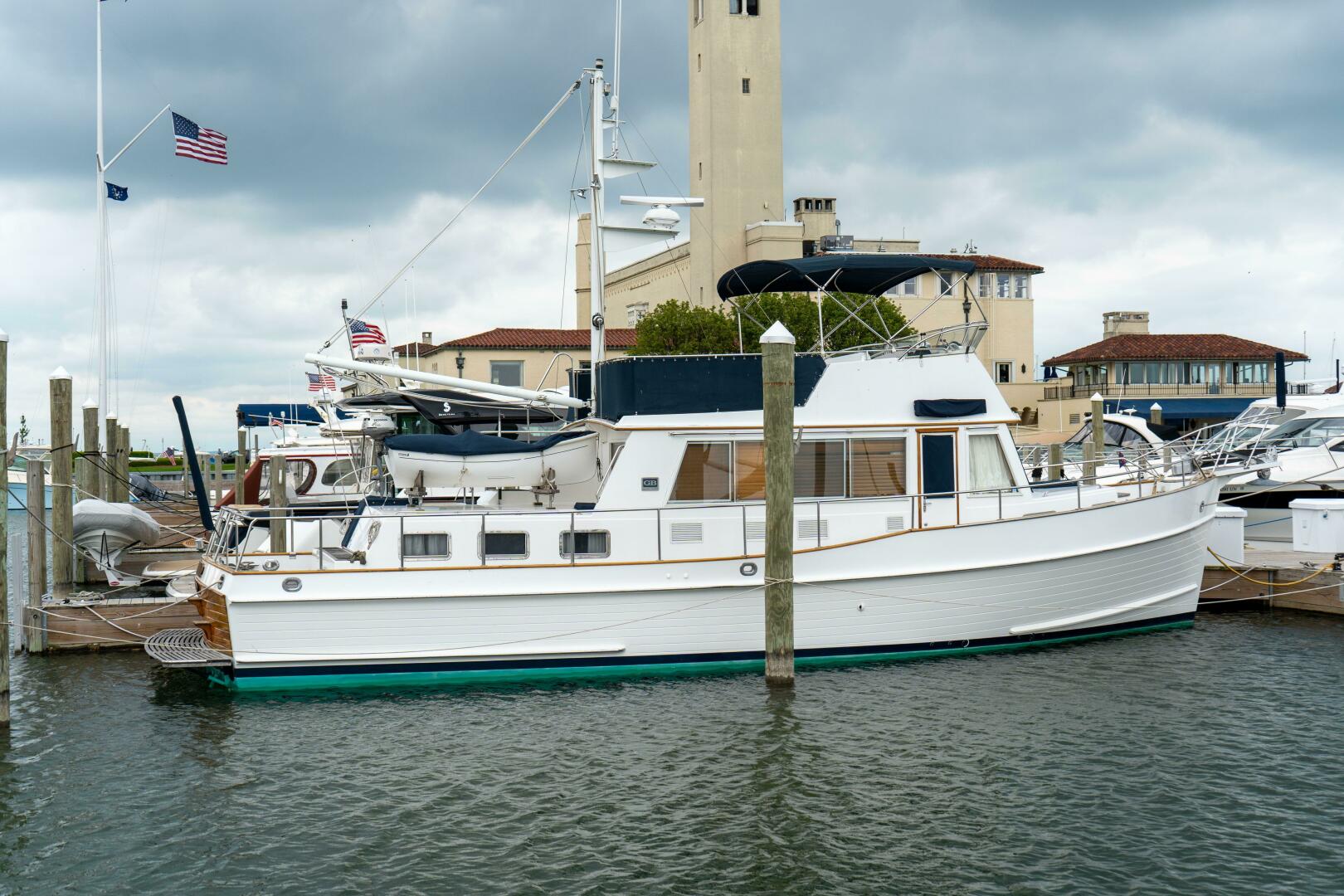 2001 Grand Banks 42 Classic - Image 1