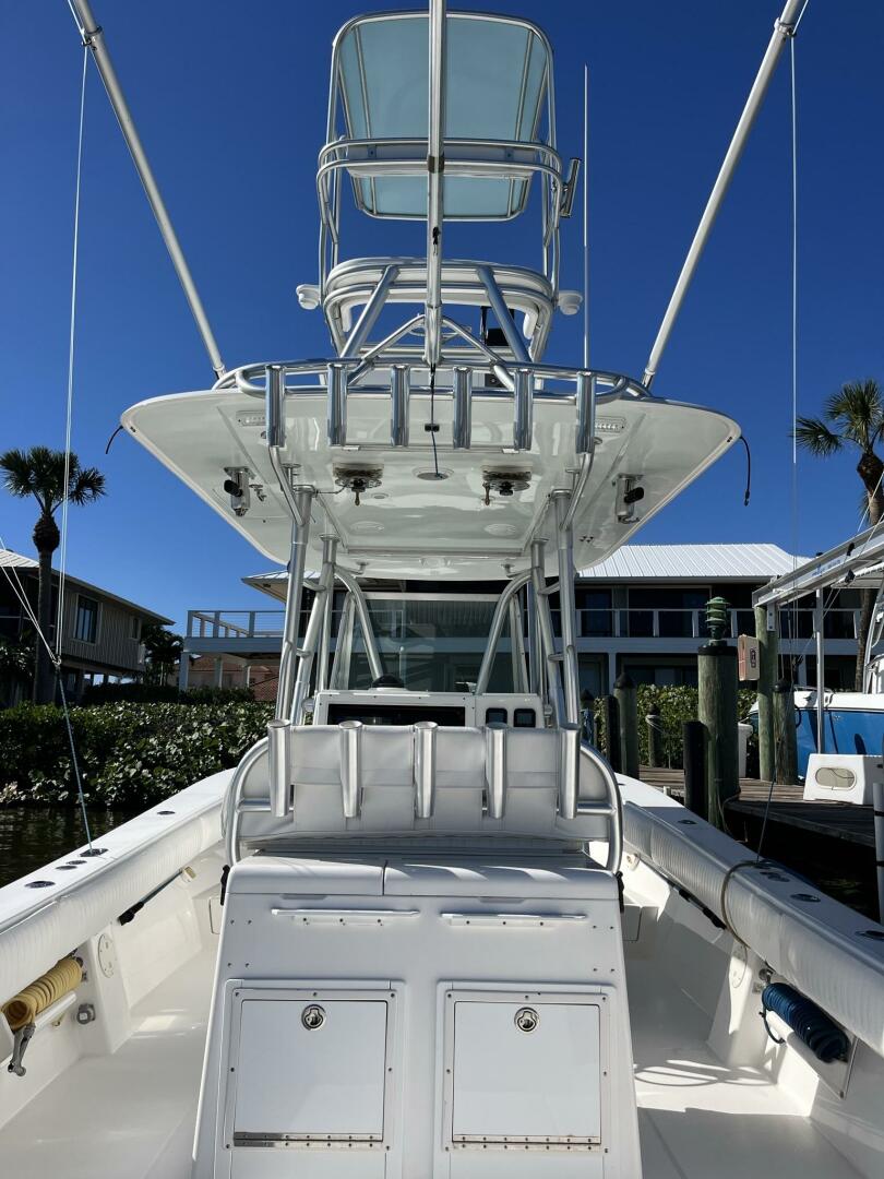 2006 Regulator 32 Center Console - Image 4