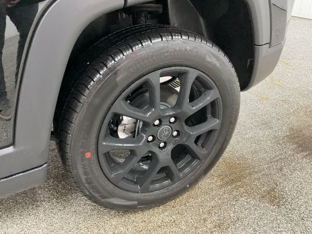 2026 Jeep Compass Latitude Altitude 4x4 - Image 39