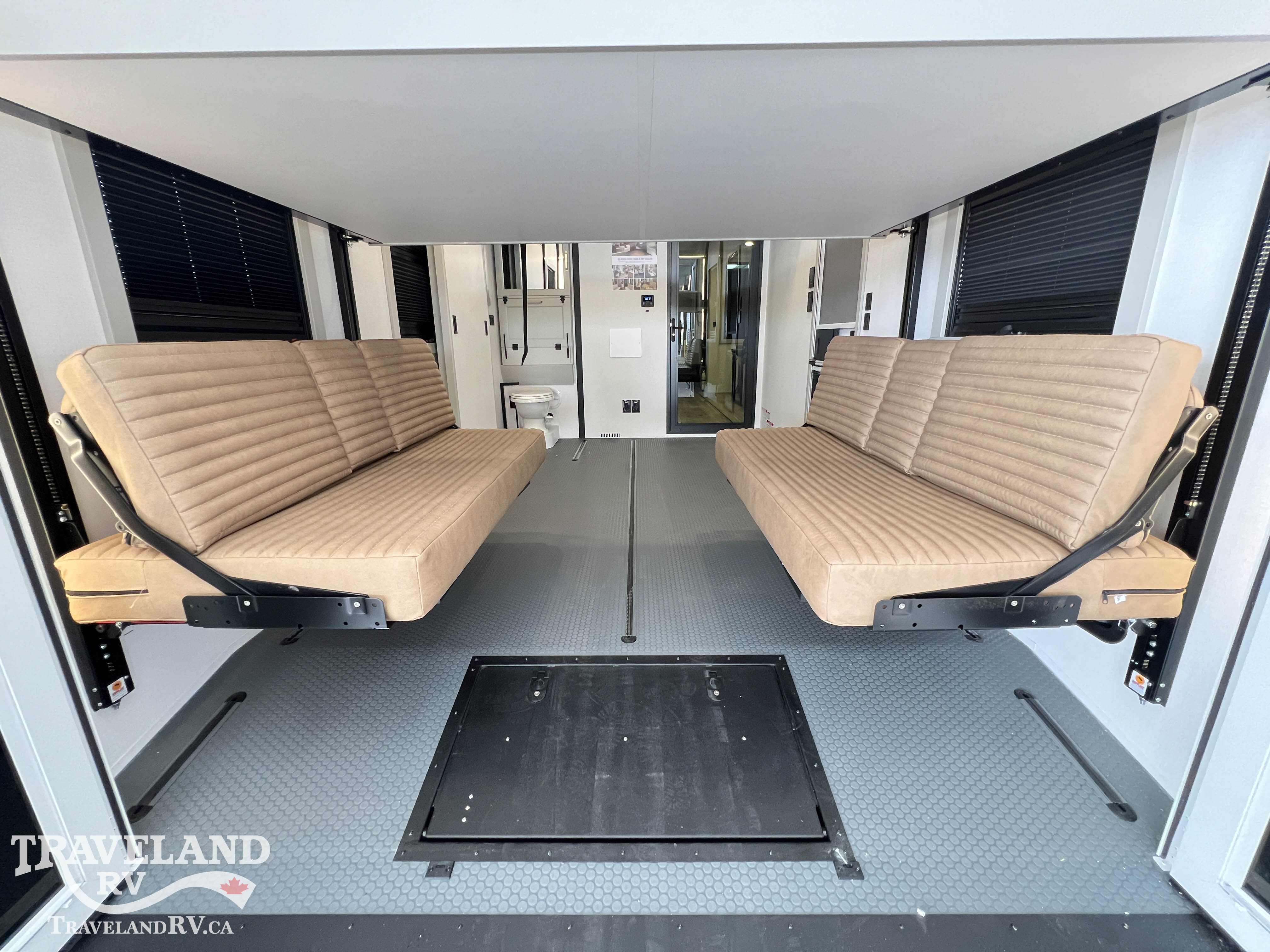 2027 Brinkley RV Model G 3950 - Image 18