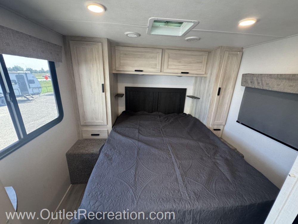2023 Forest River Sunseeker 2850S LE - Image 21