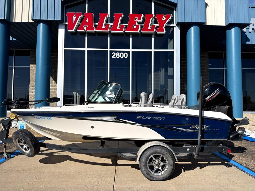 2019 Larson DFX 1750 - Image 1
