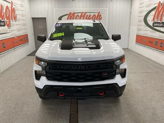 2022 Chevrolet Silverado 1500 Crew Cab Custom Trail Boss 4WD - Image 2