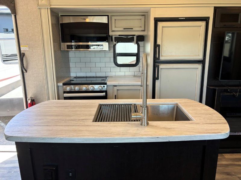 2022 Jayco Eagle HT 28.5RSTS - Image 14