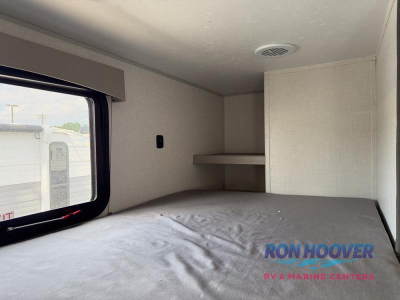 2025 COACHMEN 282DORM - Image 12