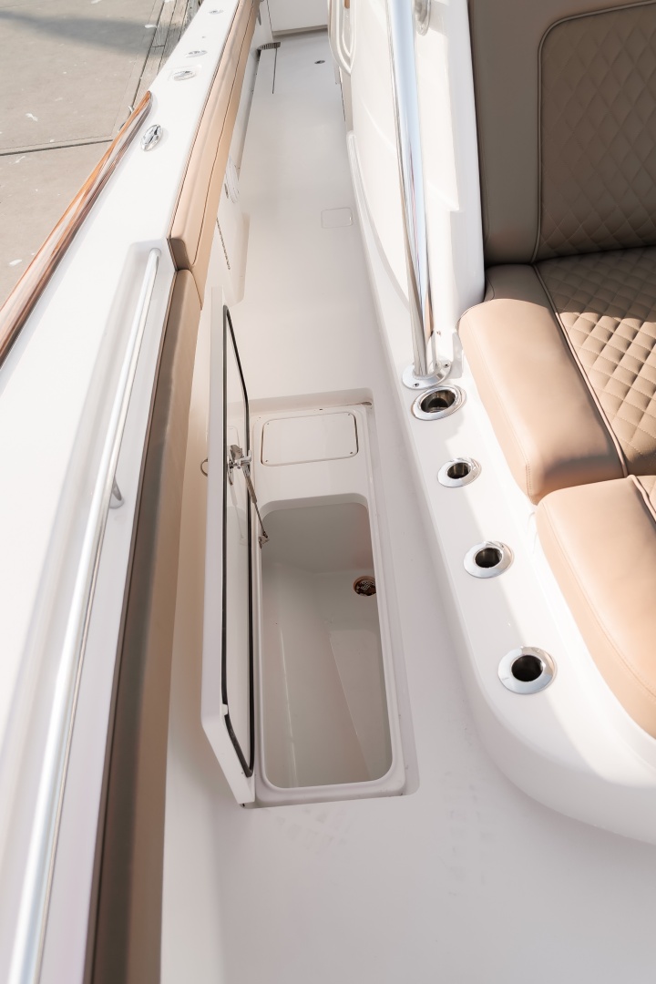 2020 Valhalla Boatworks V37 - Image 44