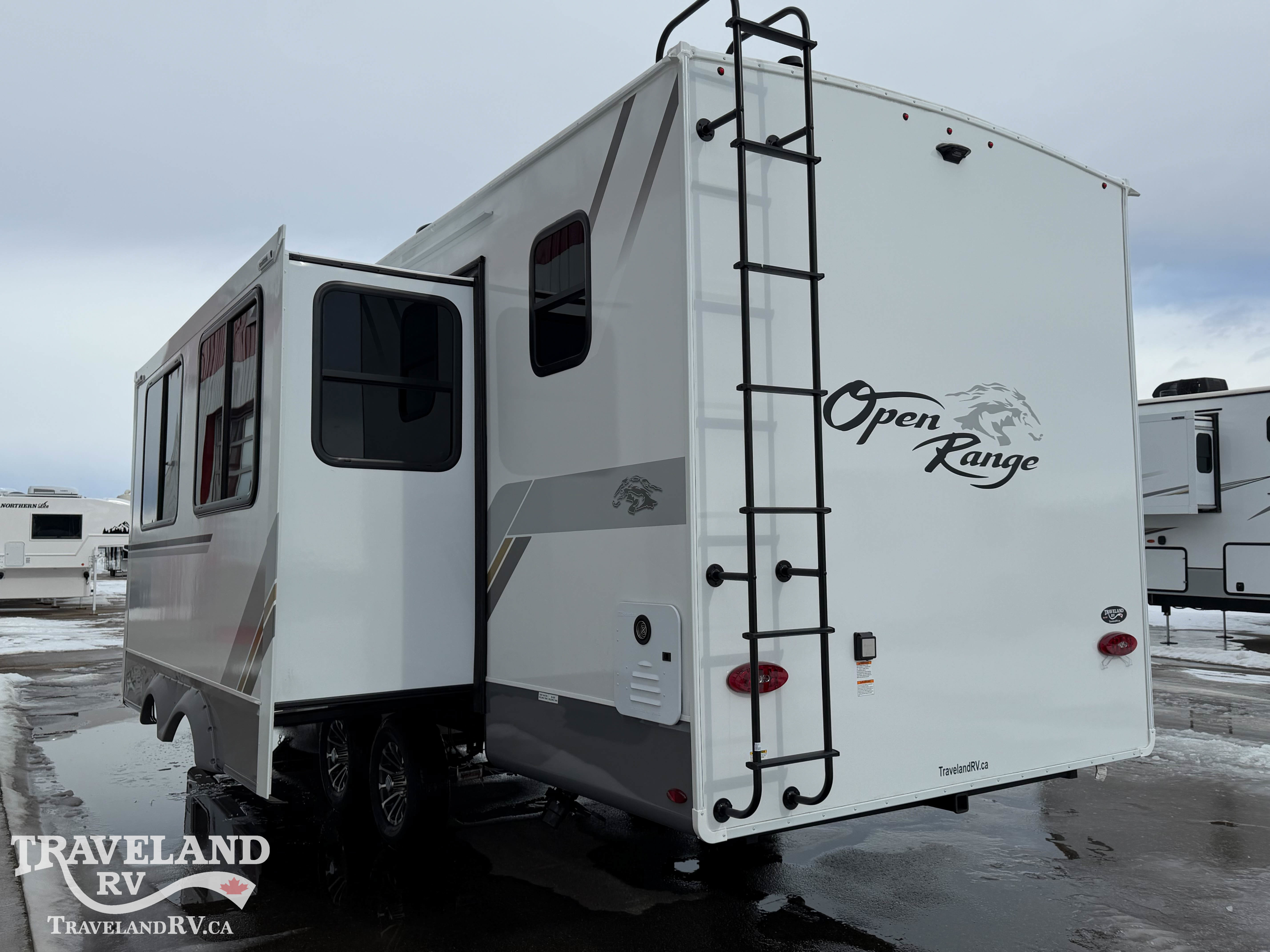2026 Highland Ridge Roamer Light Duty 27RBOS - Image 8