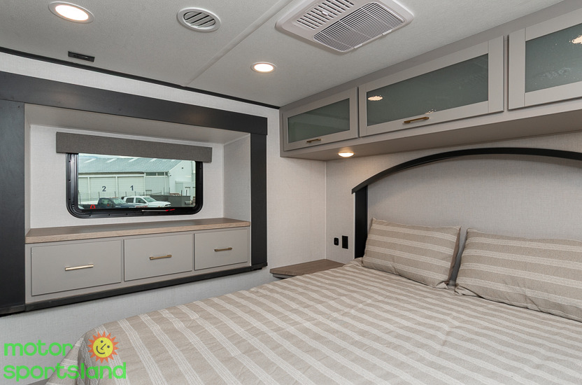 2027 Forest River Stealth 2800 - Image 34