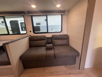 2027 Jayco Jay Flight SLX 261BHS - Image 18