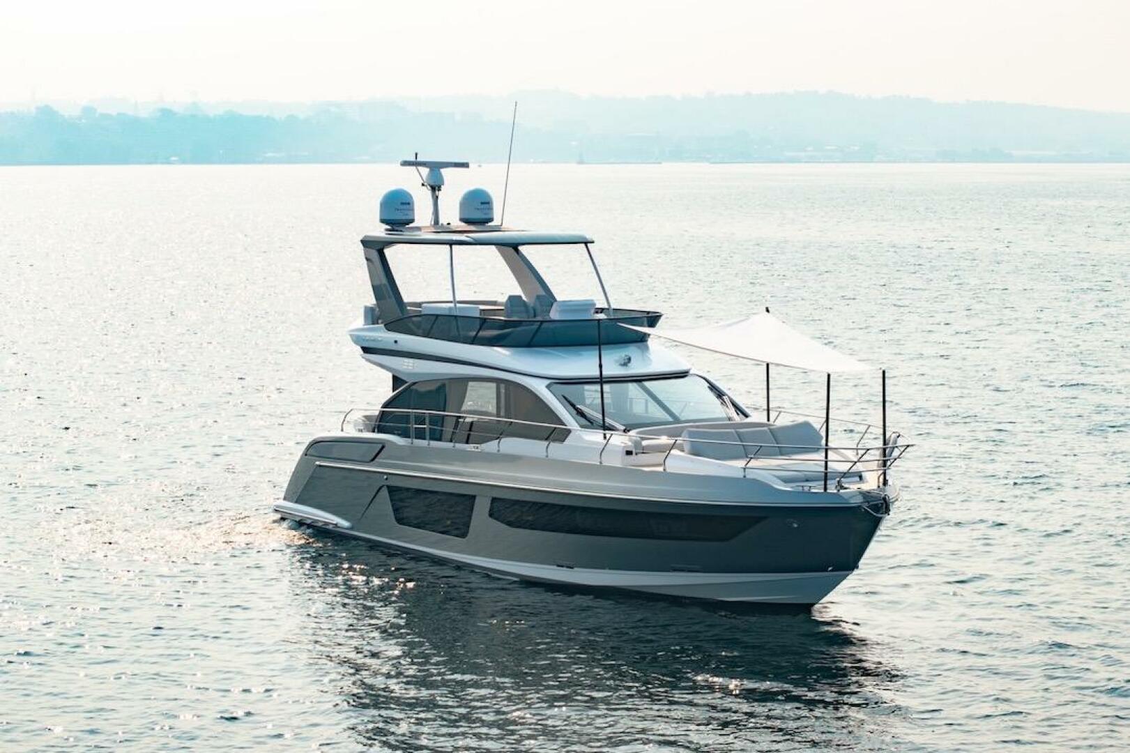 2023 Azimut Fly 53 - Image 14