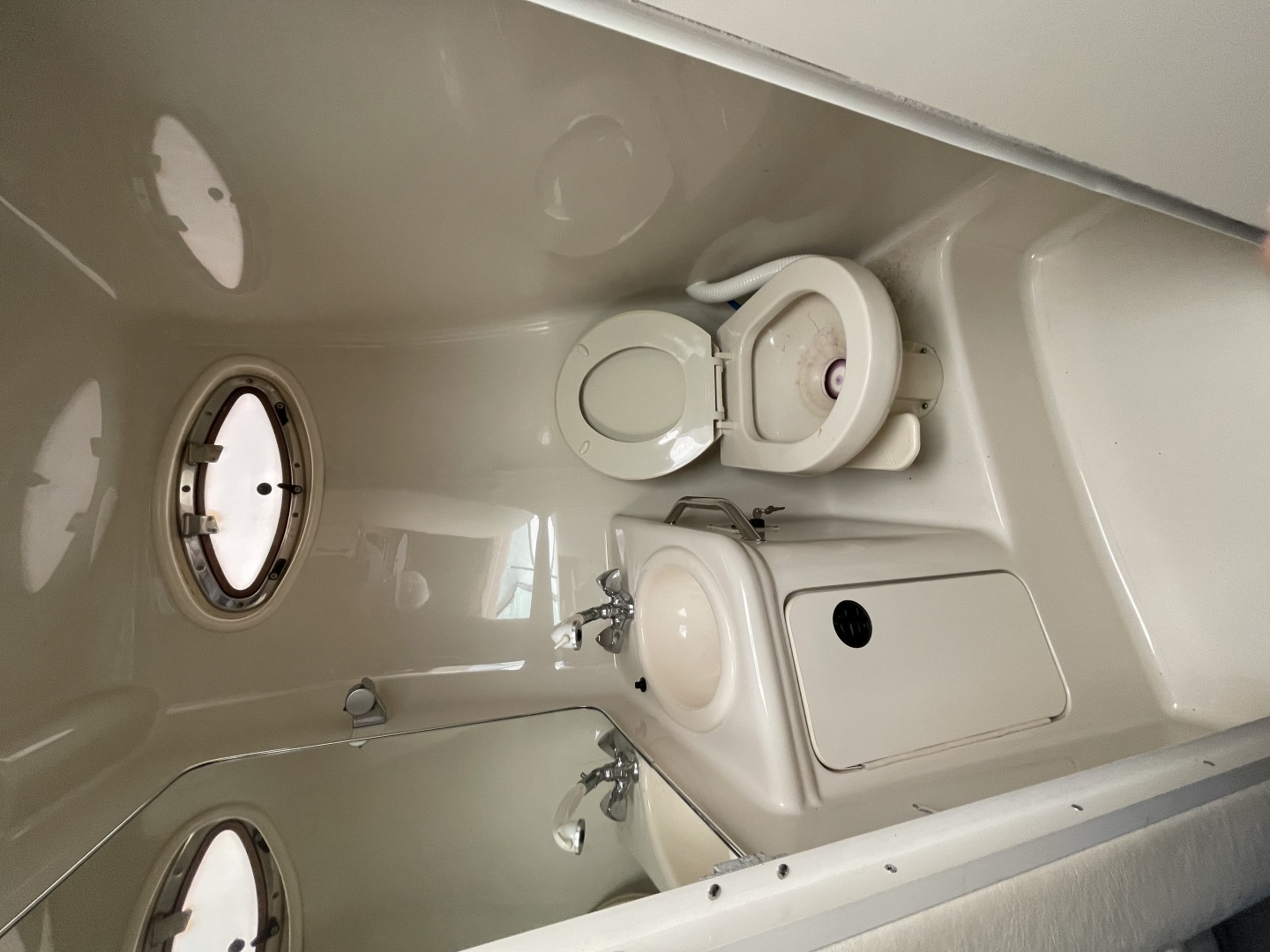 2002 Sea Ray 240 Sundancer - Image 17