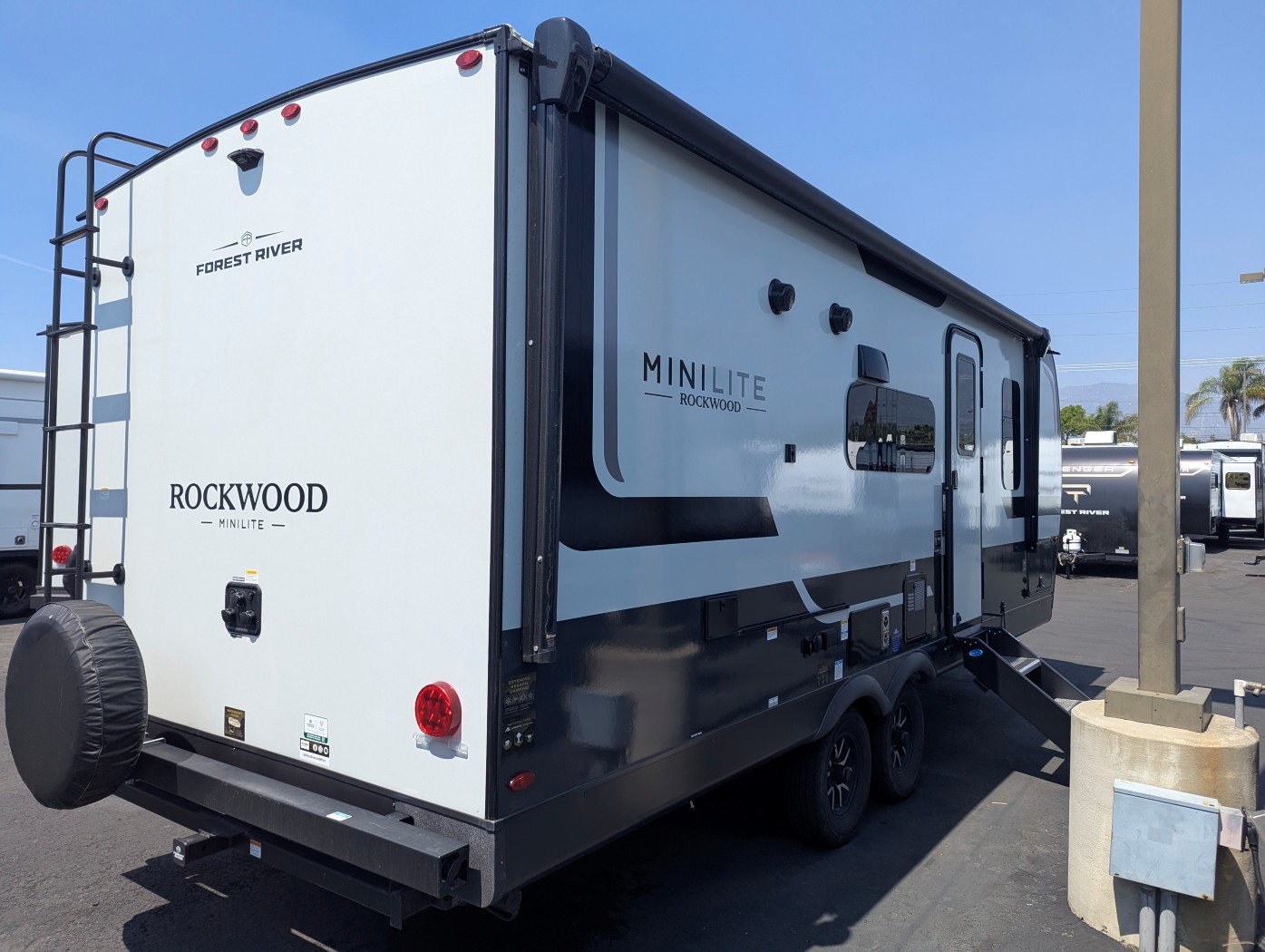 2026 Forest River Rockwood Mini Lite 2520BH - Image 5