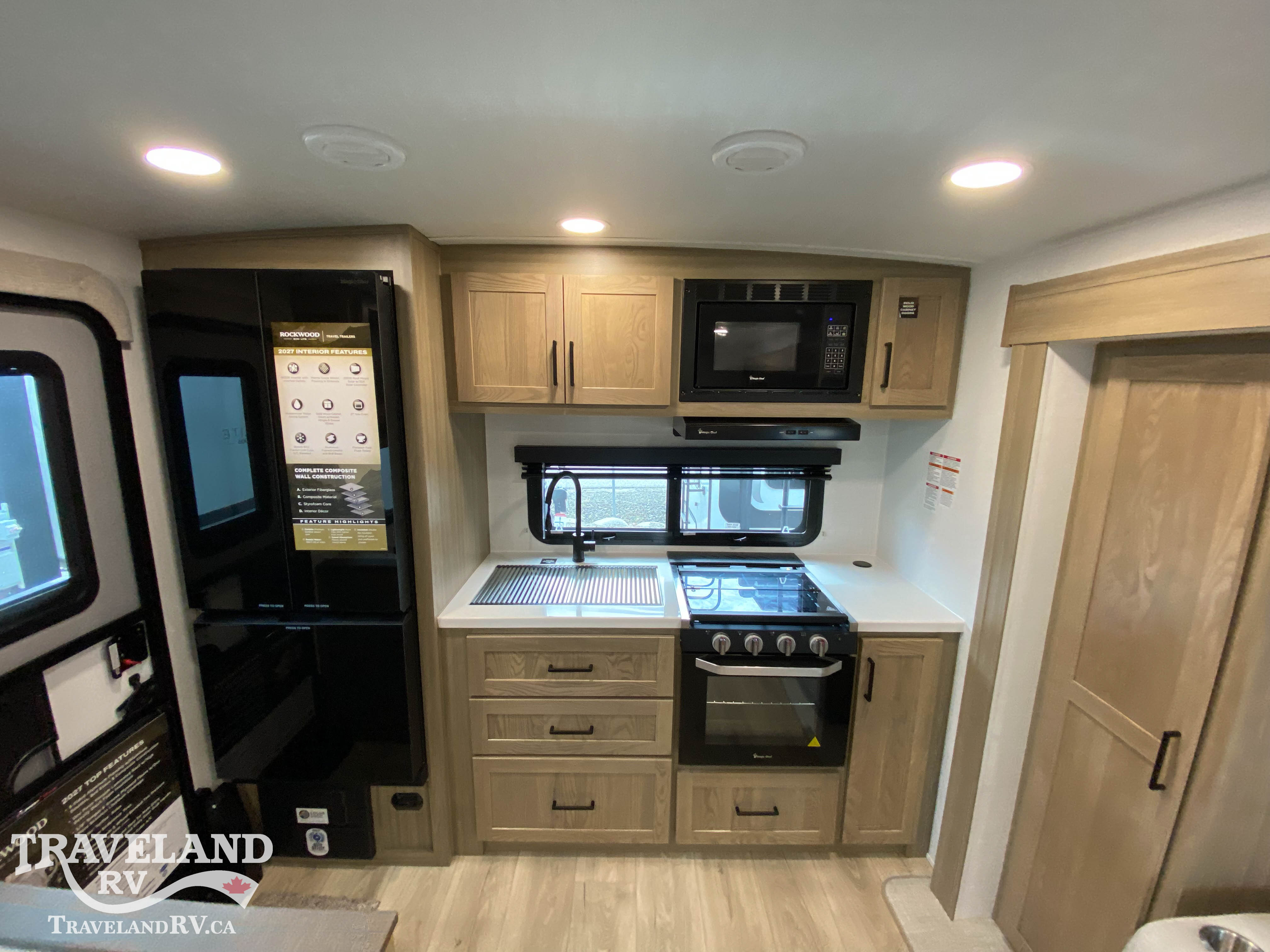 2027 Forest River Rockwood Mini Lite 2515S - Image 10