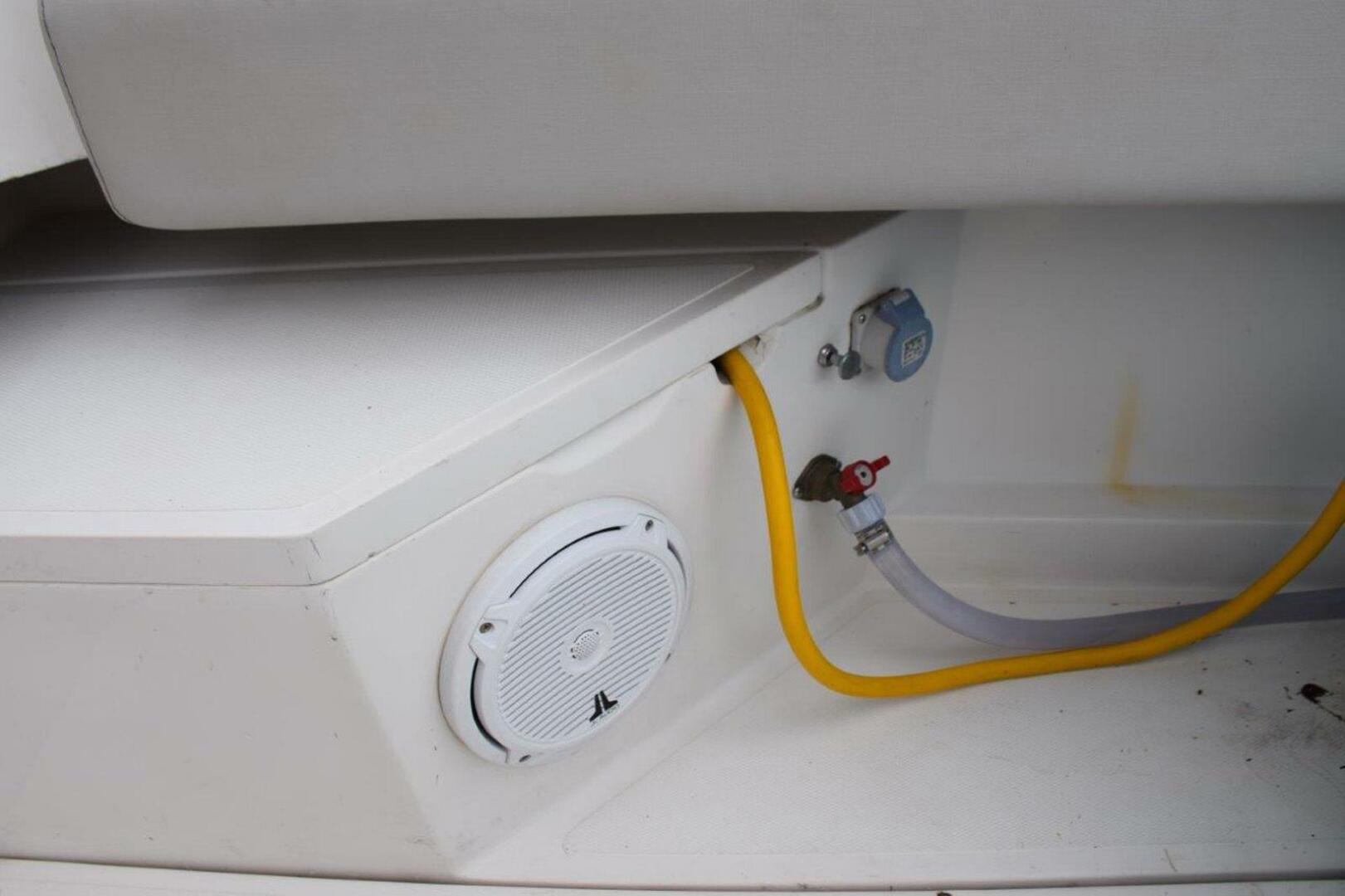 1995 Blackfin Combi 33 - Image 41