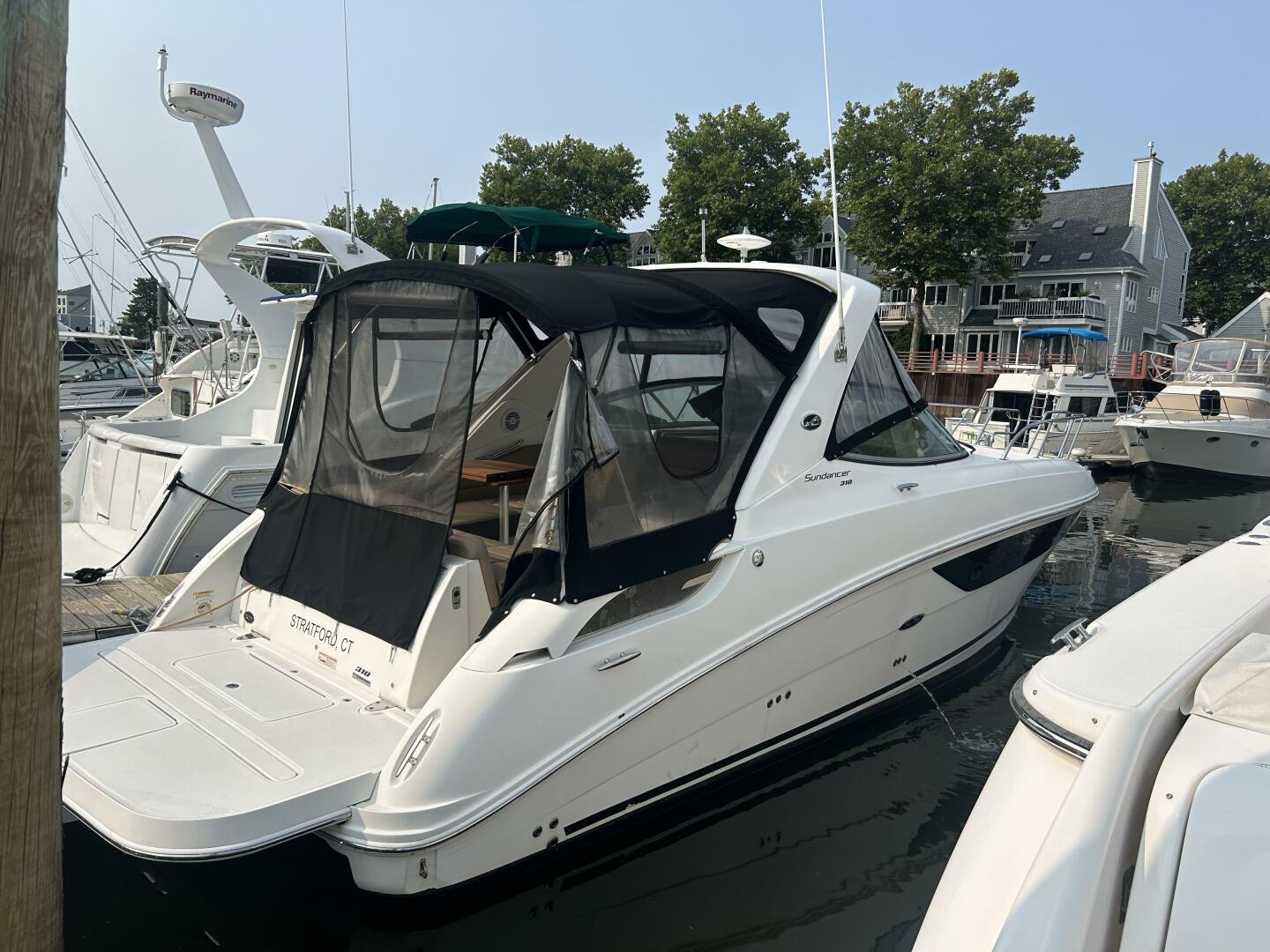 2016 Sea Ray 310 Sundancer - Image 1