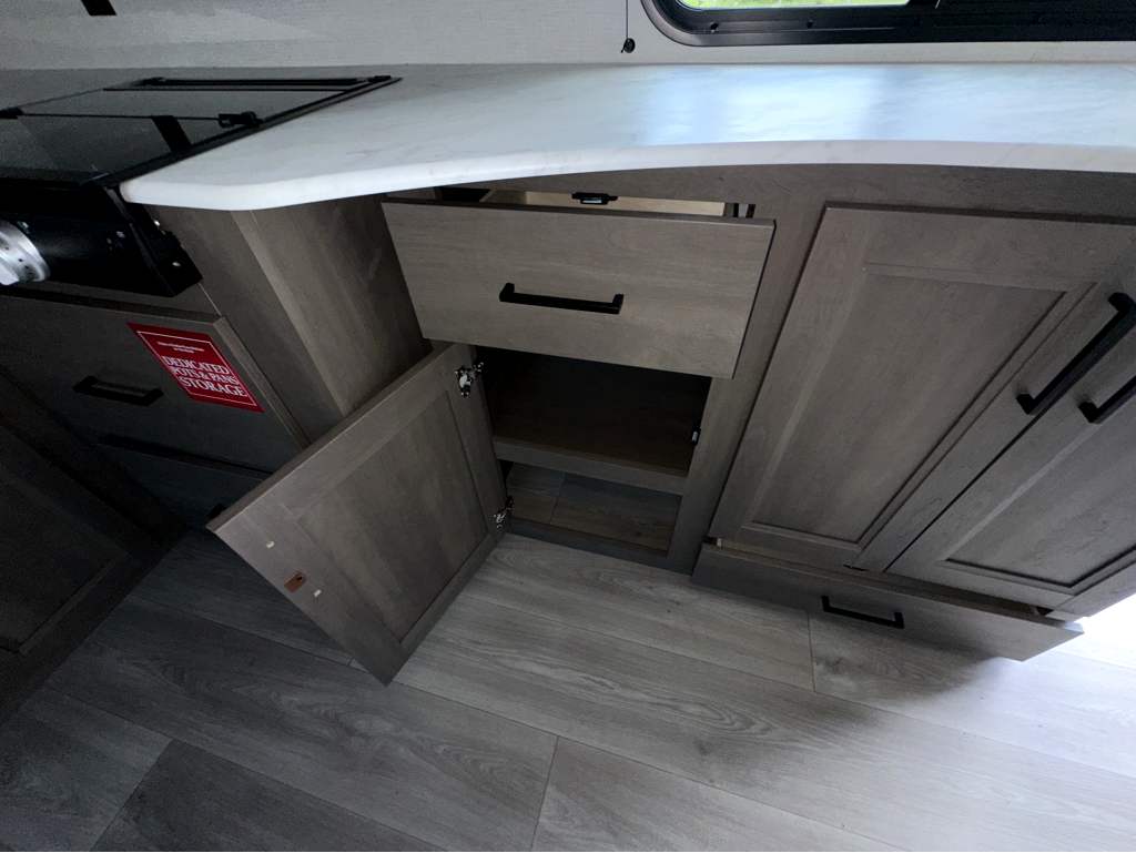2026 GRAND DESIGN TRANSCEND 22RBX - Image 15