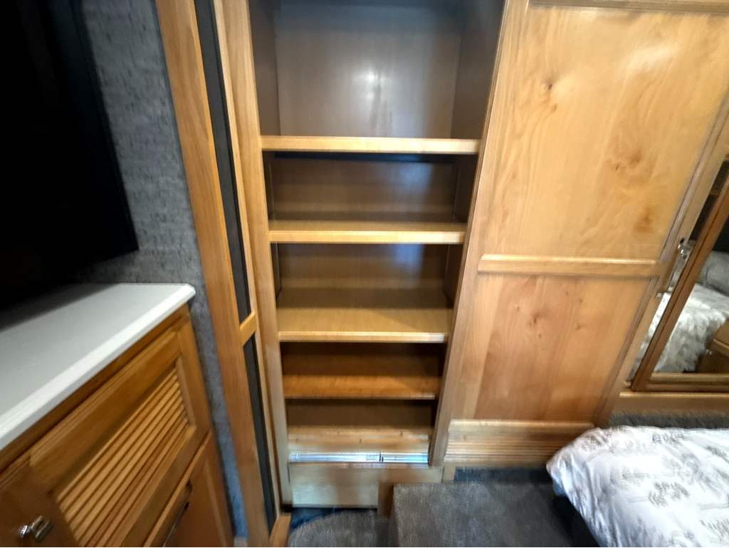 2021 TIFFIN ALLEGRO RED 33 AA - Image 31