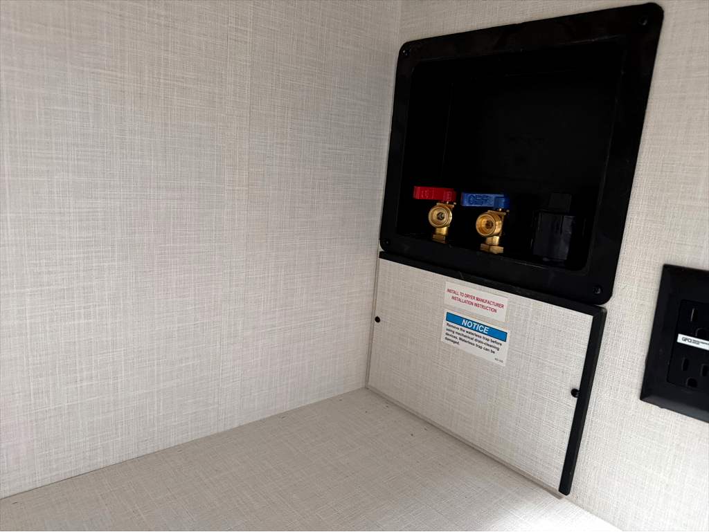 2027 VENTURE RV STRATUS 261VRB - Image 28