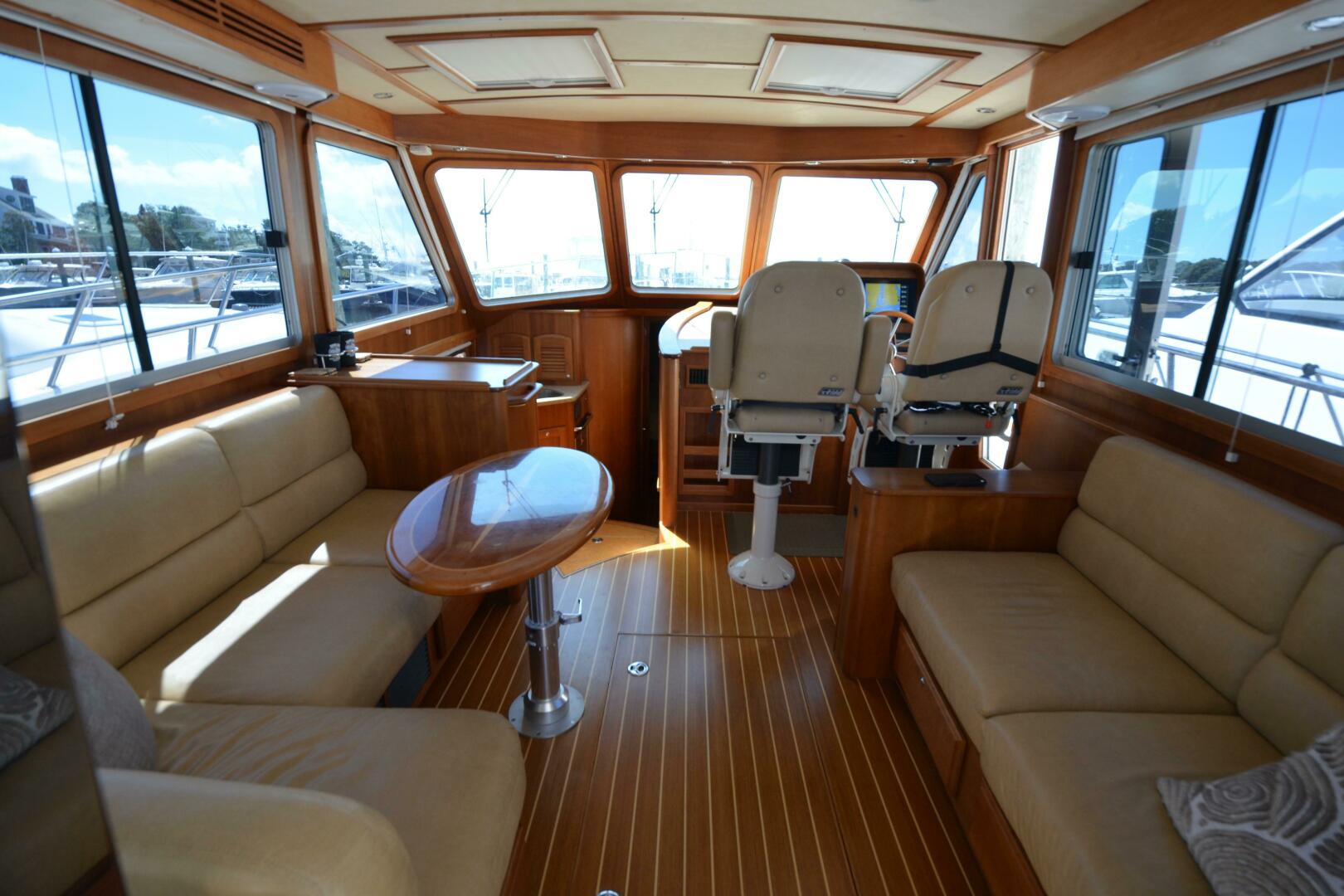 2014 Sabre 42 Salon Express - Image 15