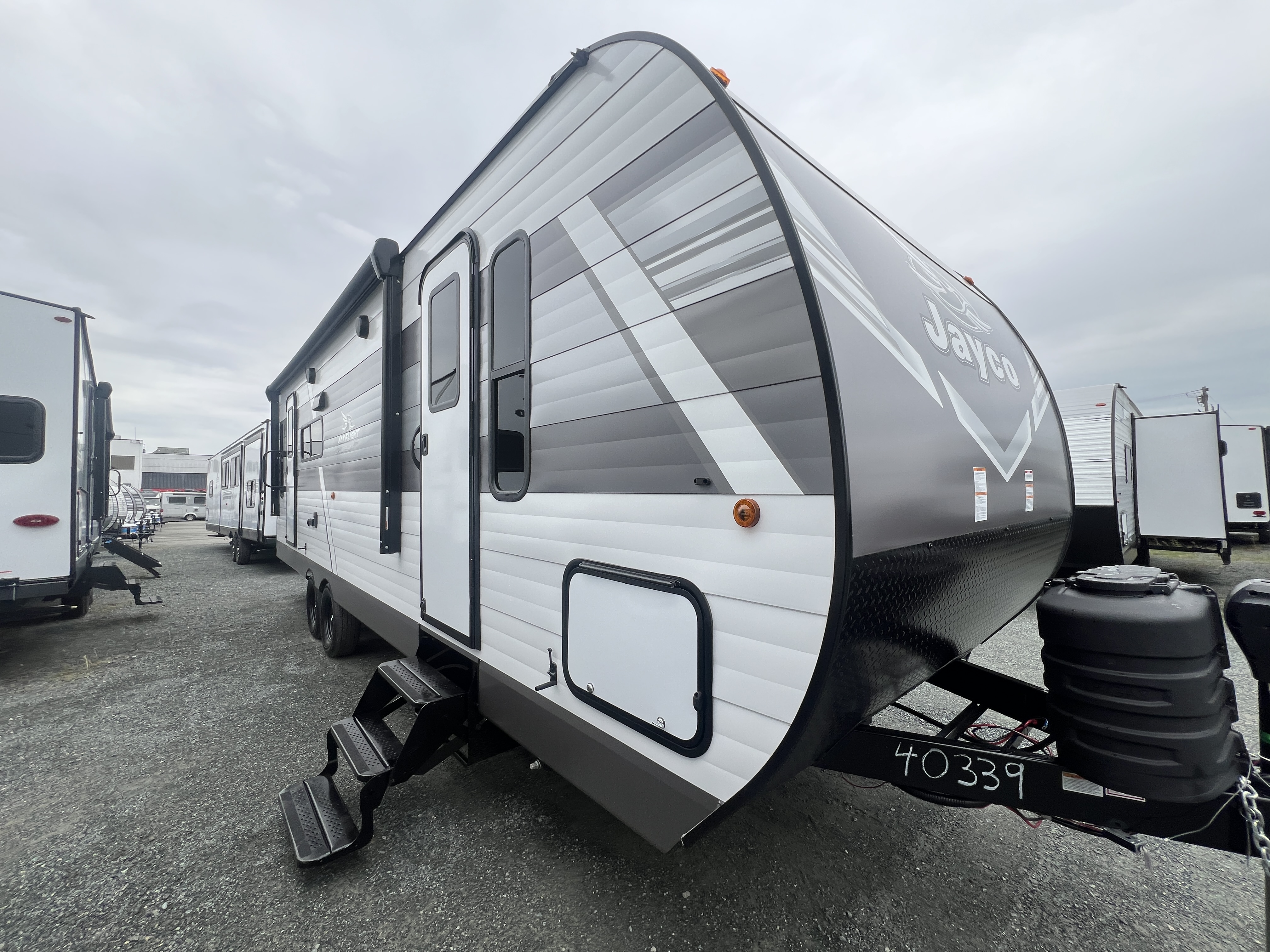 2027 Jayco Jay Flight SLX 262RLSW - Image 1