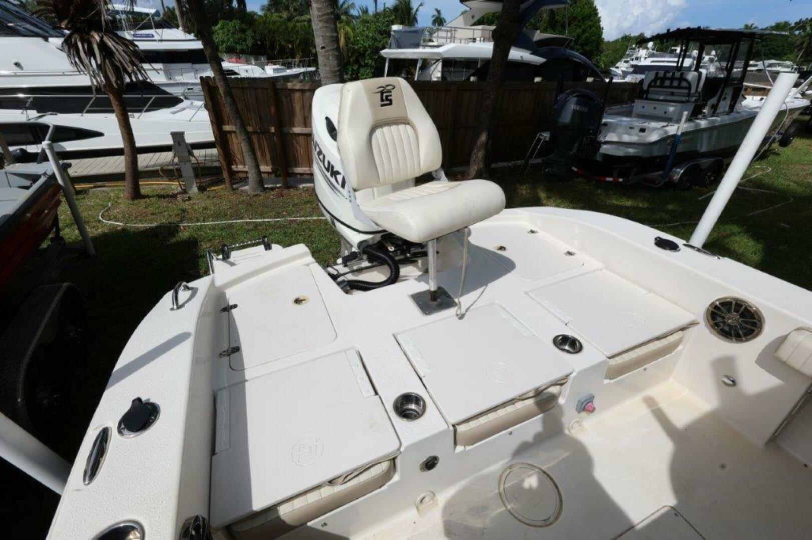 2019 Carolina Skiff 24 Ultra Elite - Image 2