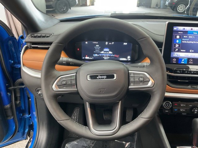 2025 Jeep Compass Limited 4x4 - Image 15
