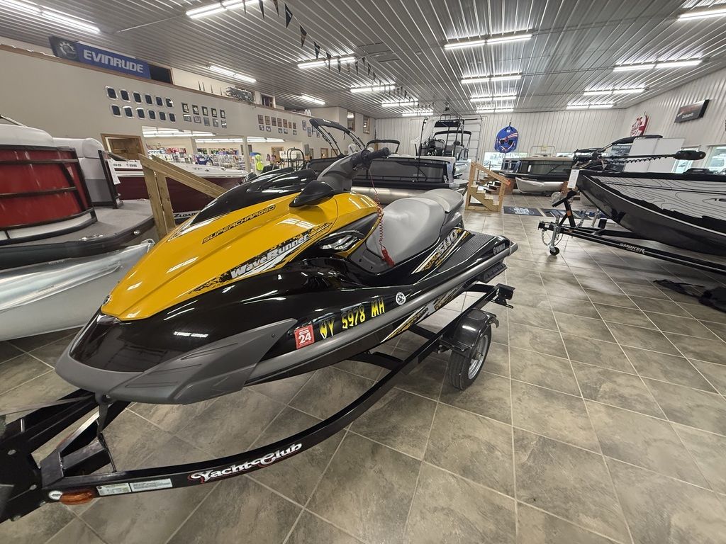 2010 Yamaha WAVE RUNNER FX SHO - Image 1
