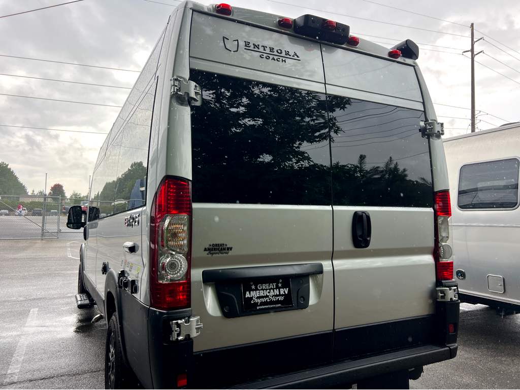 2027 ENTEGRA COACH ETHOS 20T - Image 3