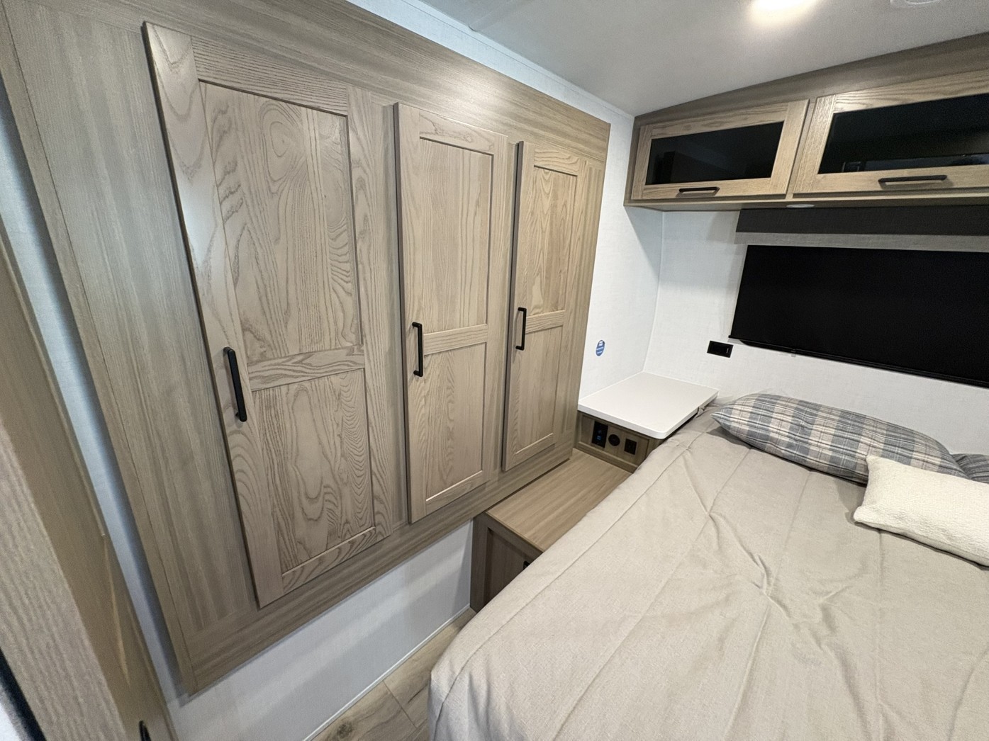 2027 Forest River Rockwood Mini Lite 2515S - Image 15
