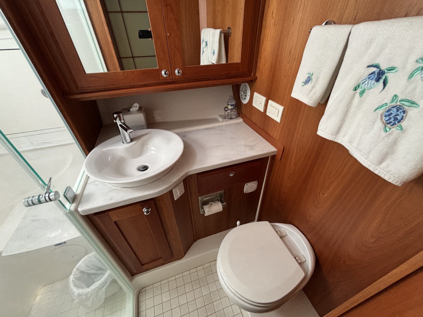 2019 Sabre 45 Express - Image 25