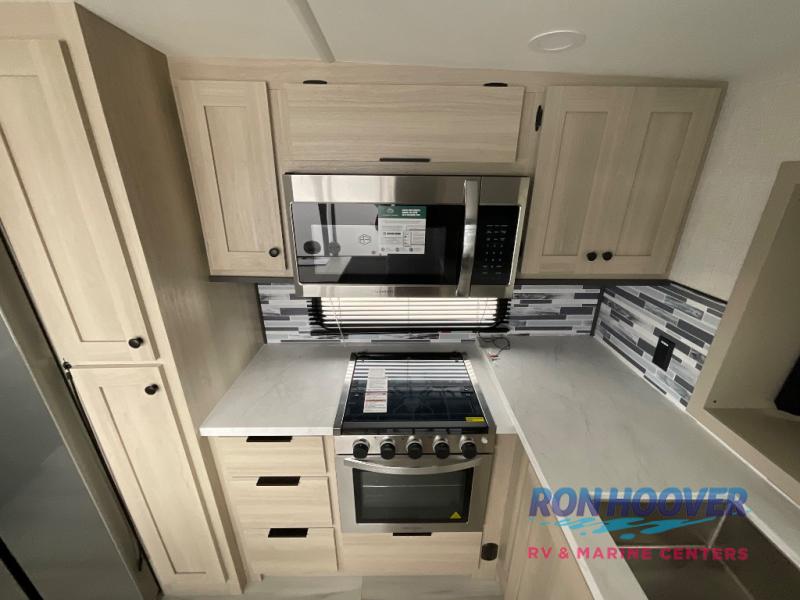 2026 FOREST RIVER 37GALLEY - Image 11