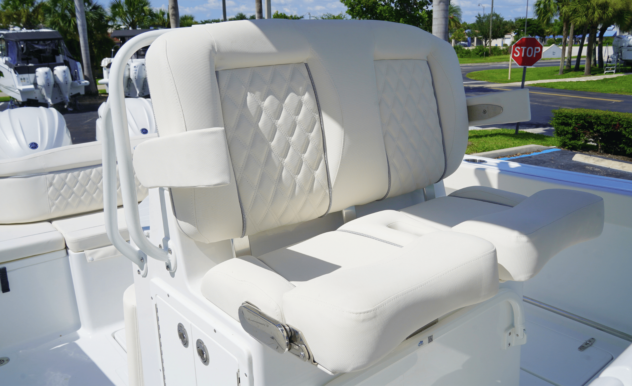 2027 SEA HUNT ULTRA 265SE - Image 36