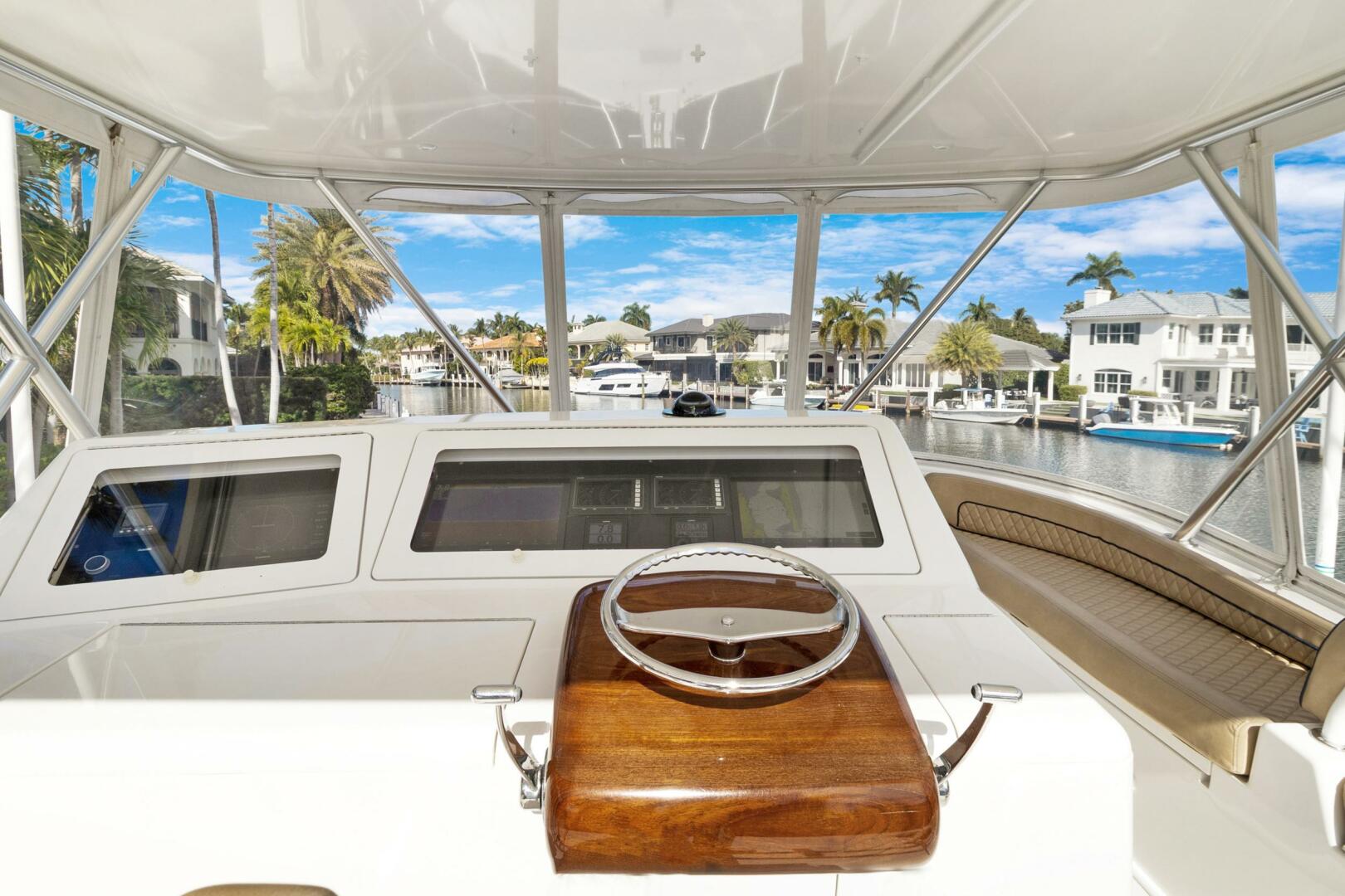 2015 Viking 46 Convertible - Image 25
