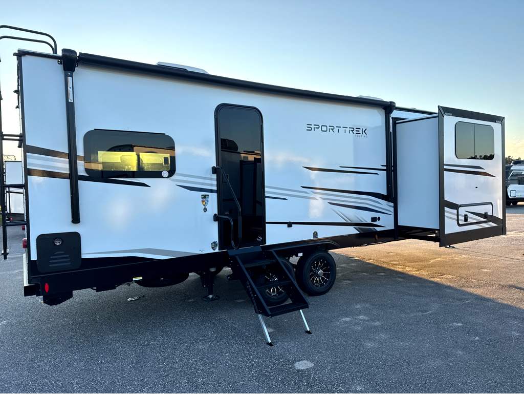 2027 VENTURE RV SPORTTREK 272VRK - Image 7