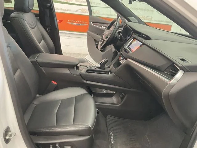 2023 Cadillac XT5 Util 4D Prem Luxury Platinum AWD I4 - Image 26