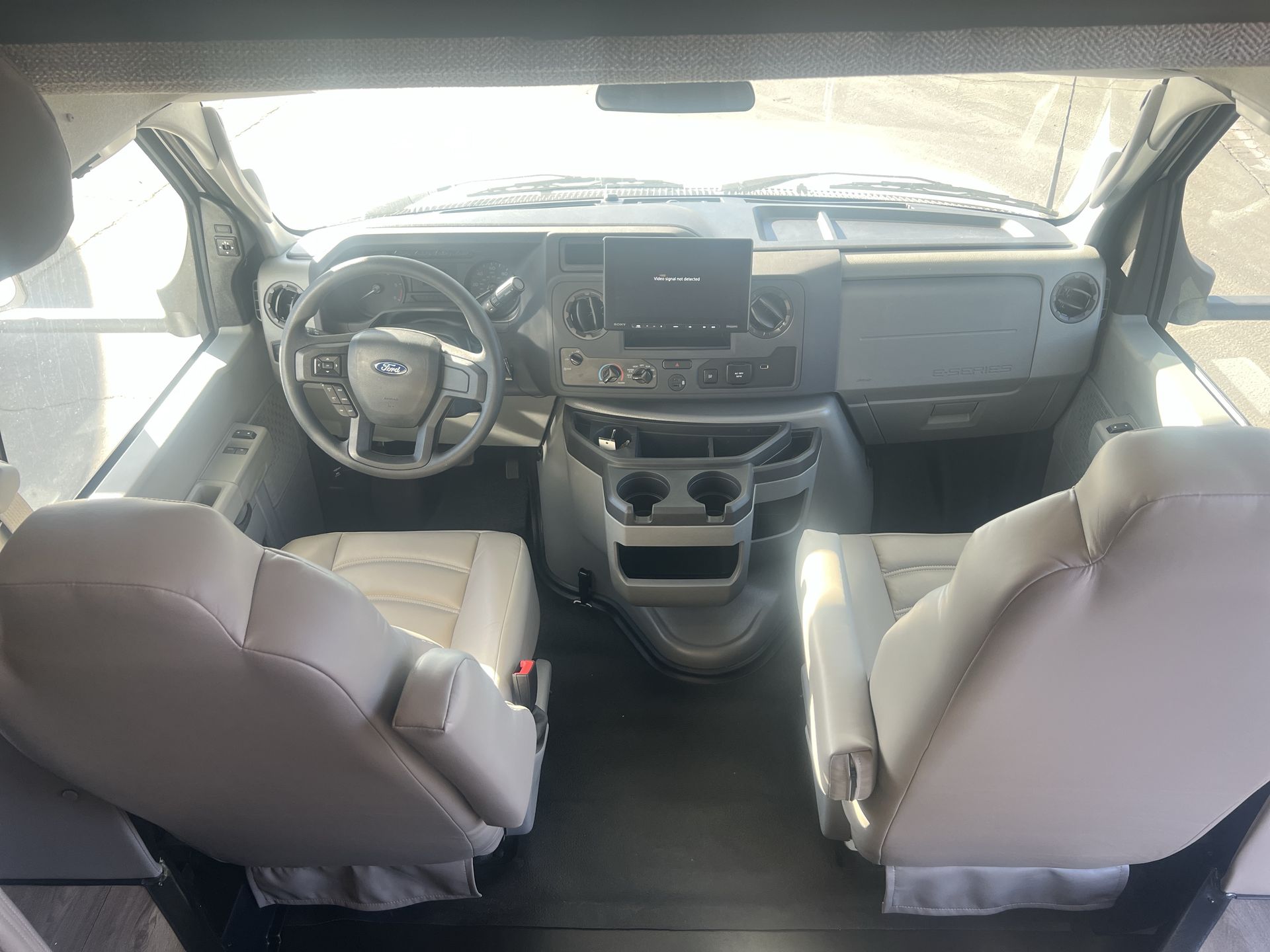 2027 Entegra Coach Odyssey 30Z - Image 14