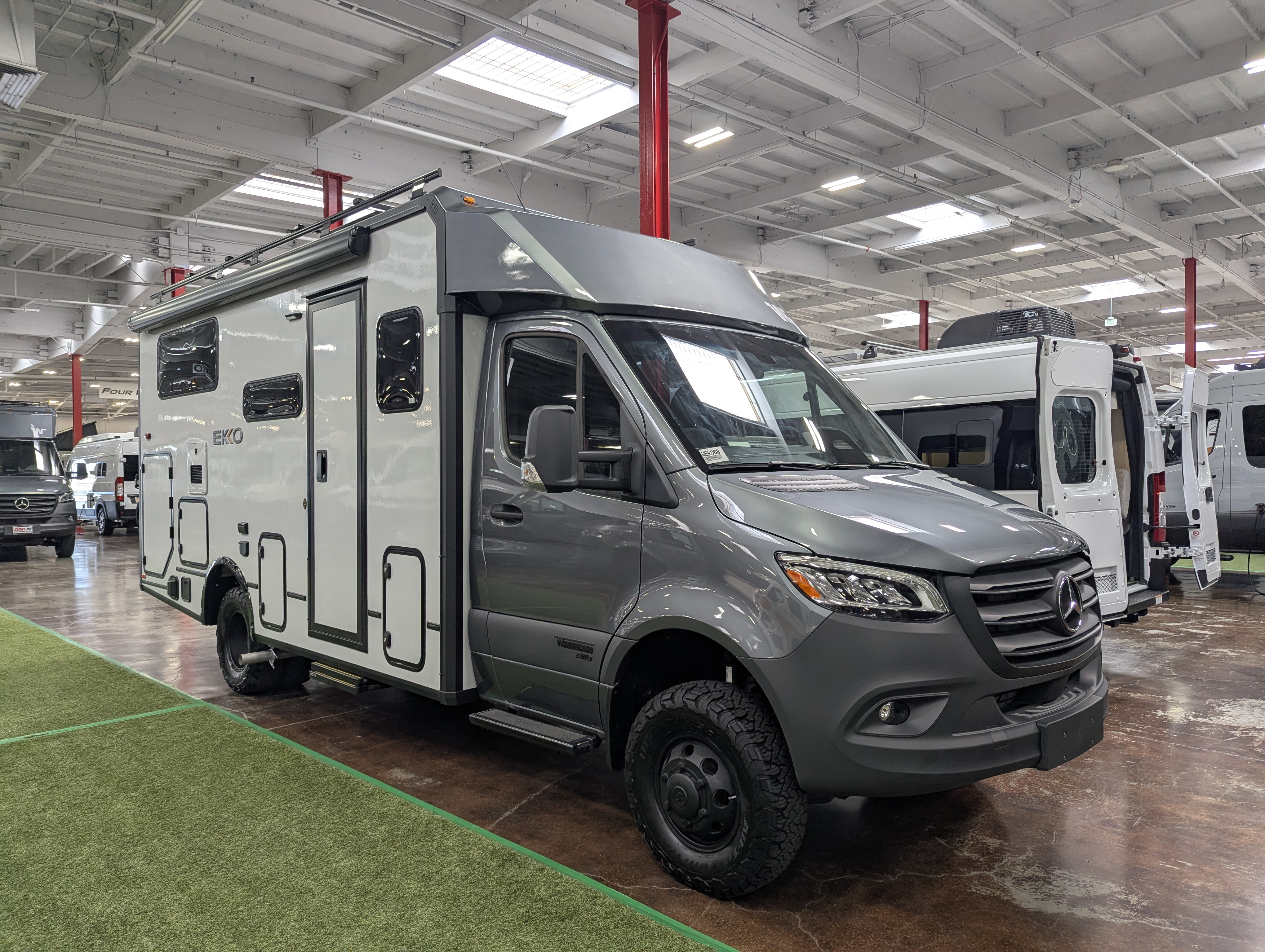 2026 Winnebago EKKO Sprinter 23B AWD - Image 1