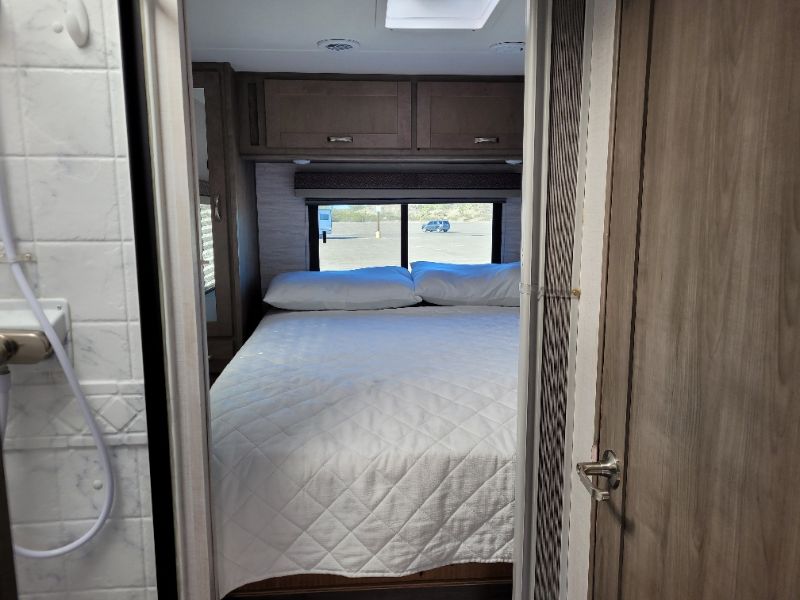 2024 GulfStream Conquest LE 6280LE - Image 11