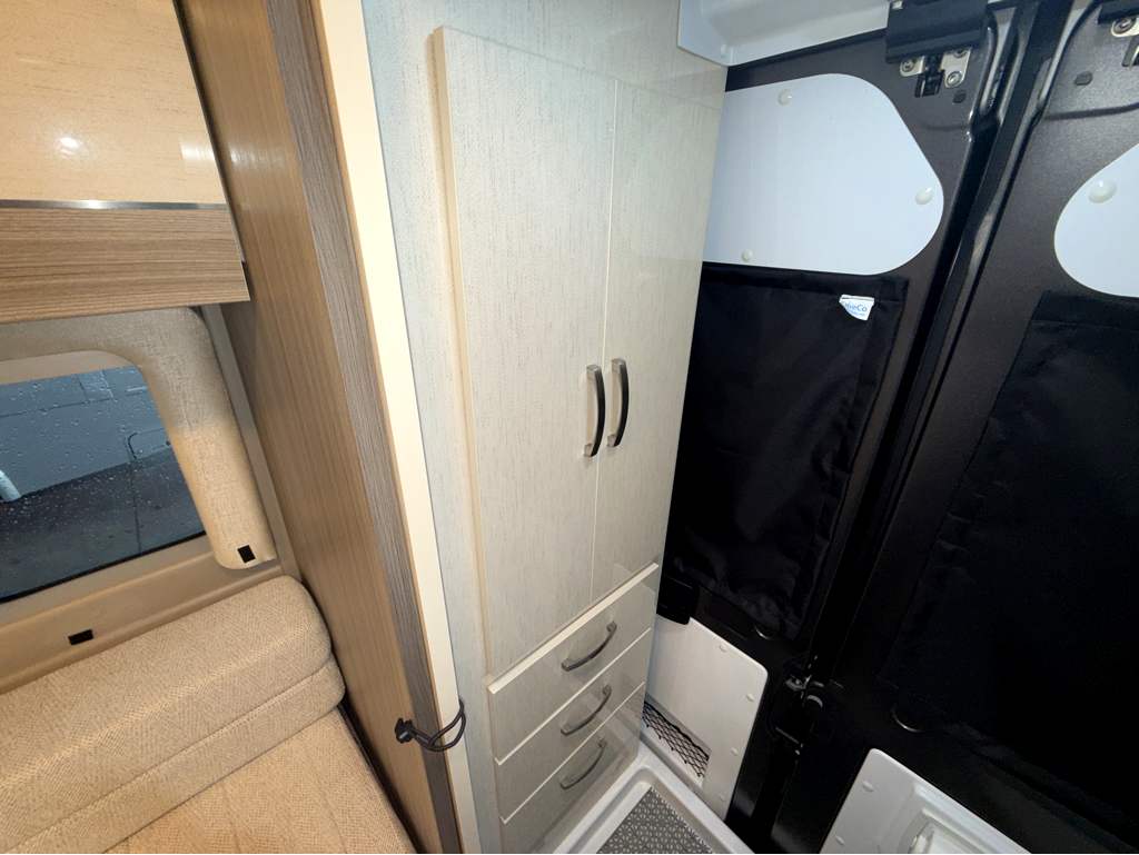2025 ENTEGRA COACH ETHOS 20T - Image 19