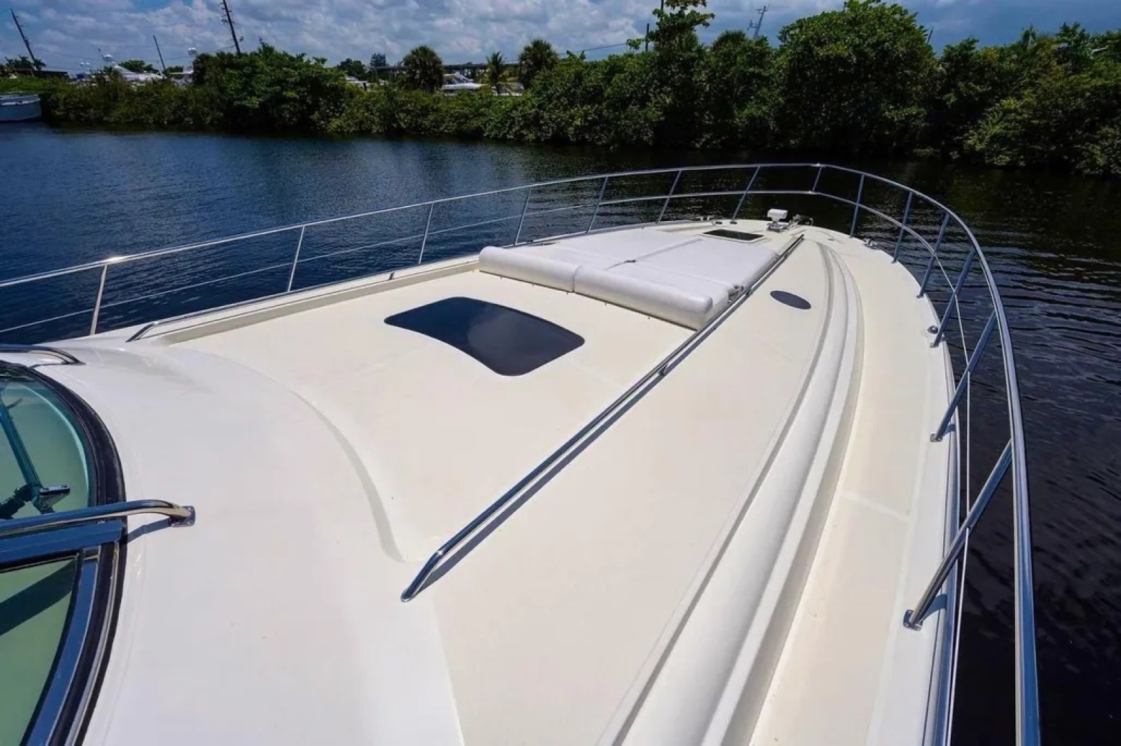 2004 Sea Ray 550 Sundancer - Image 9