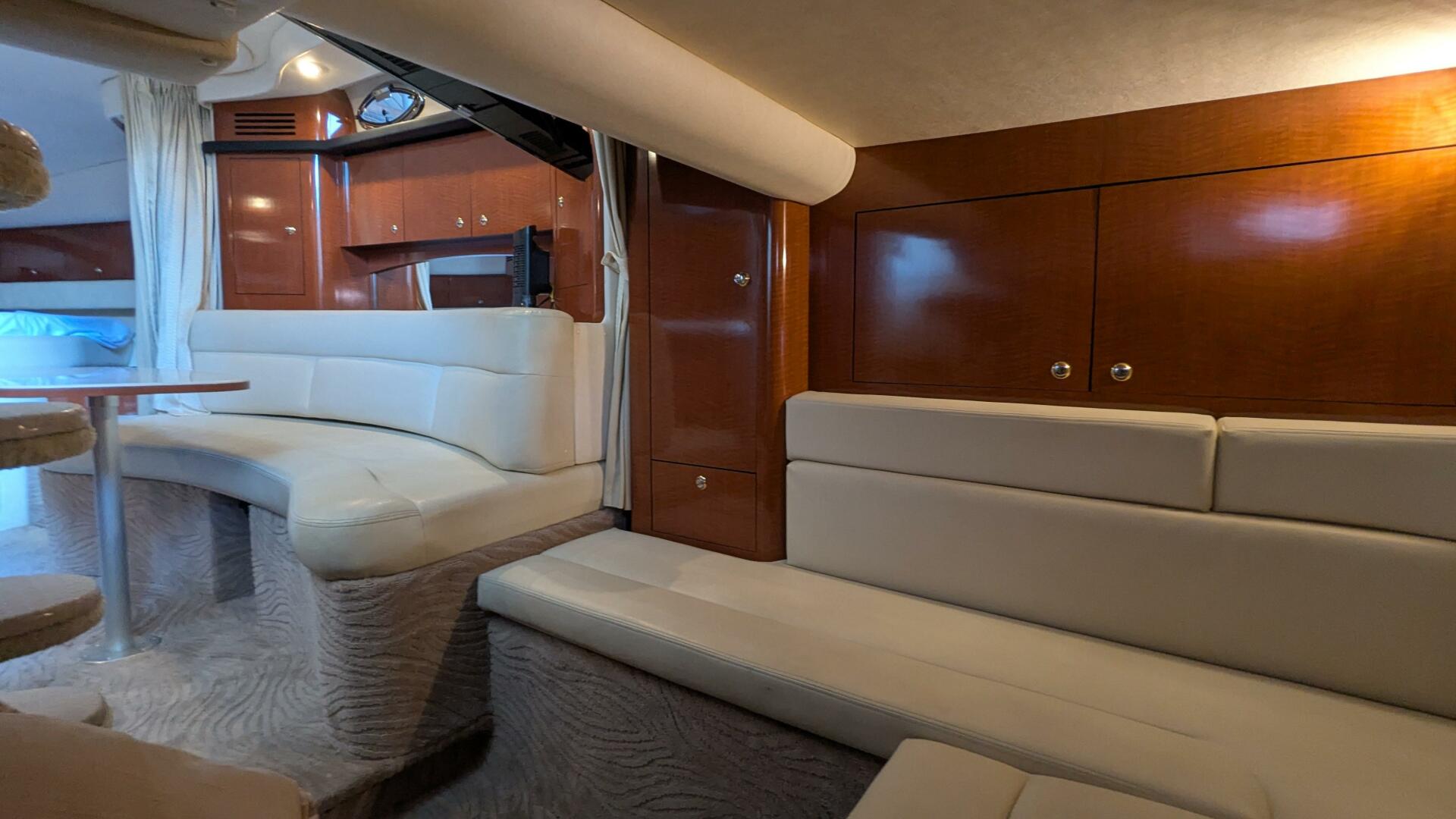 2004 Sea Ray 340 Sundancer - Image 24